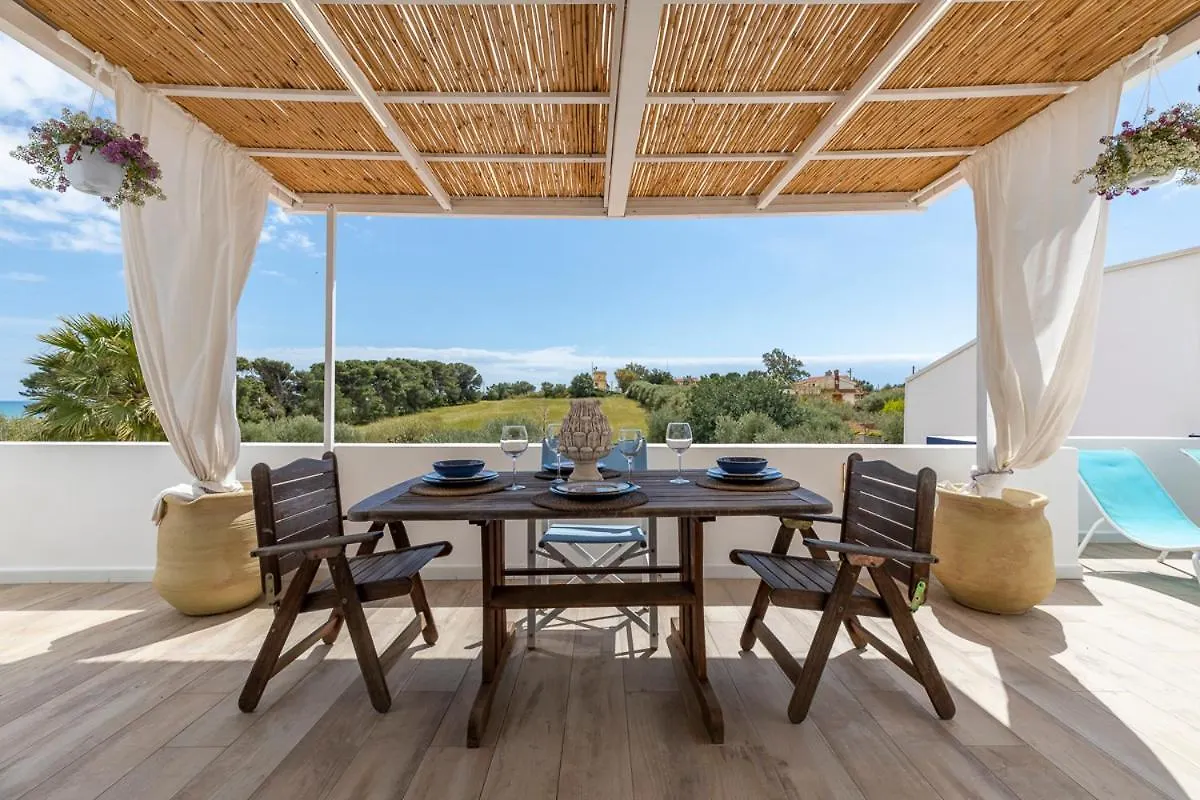 Romantic House Terrazza Vista Mare Apartment Santa Maria Del Focallo