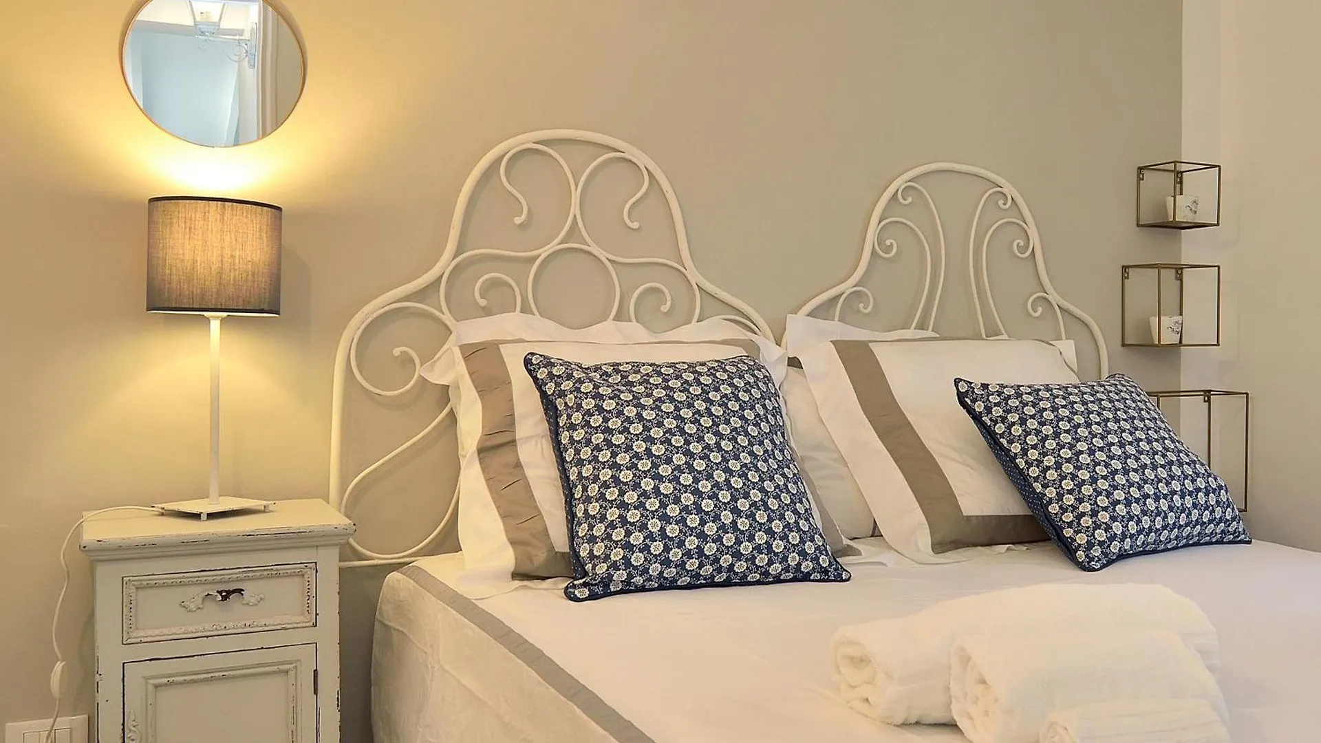 Romantic House Terrazza Vista Mare 0*, Santa Maria Del Focallo Italy