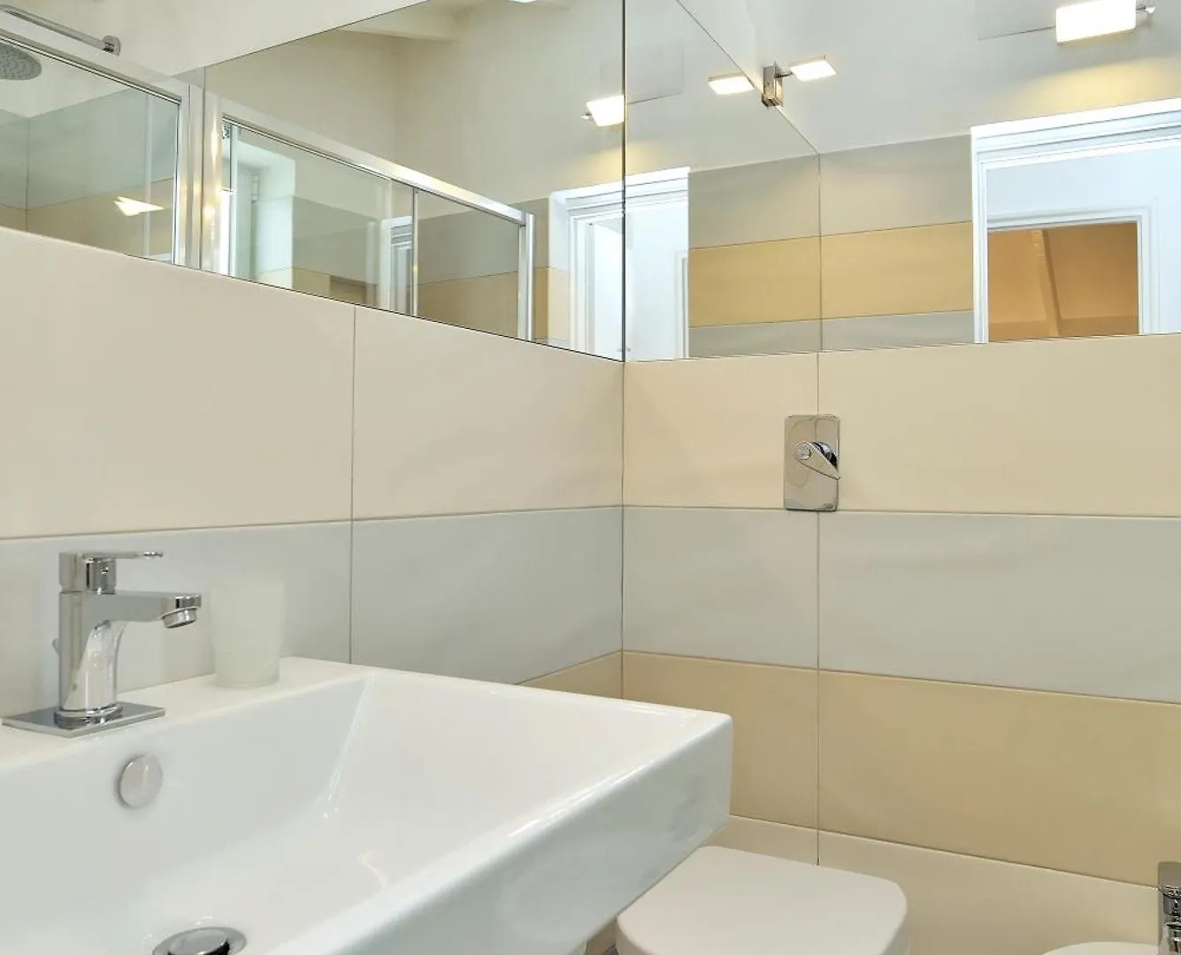 Romantic House Terrazza Vista Mare 圣玛丽亚德尔法加洛